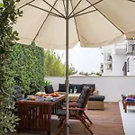 Holiday home 06 - Gorgeous - Stunning Sea View