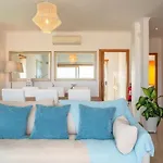 בית נופש 06 - Gorgeous - Stunning Sea View פרל