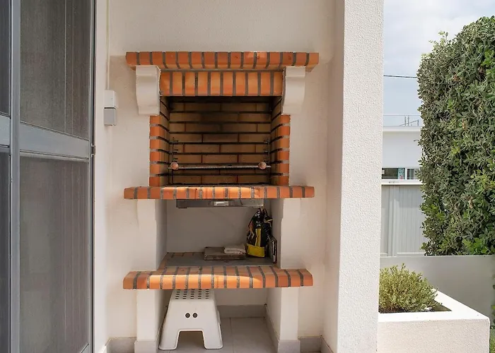 06 - Gorgeous - Stunning Sea View *