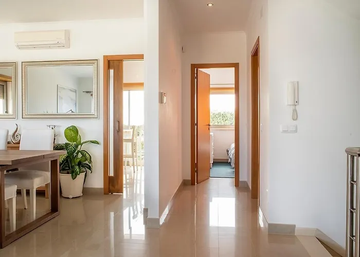 06 - Gorgeous - Stunning Sea View